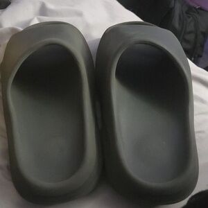 Slate Gray Yeezy Slides